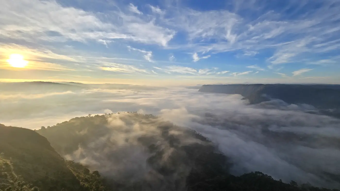 Nongjrong viewpoint, Meghalaya — clouds below your feet