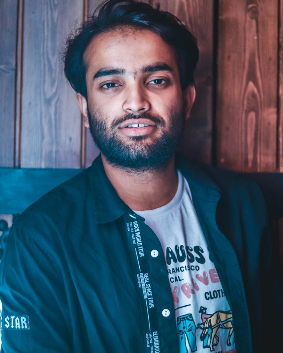 Photo by Dollar Gill man taking selfie